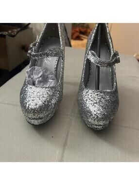 Ellie Shoes Women's Silver Court
